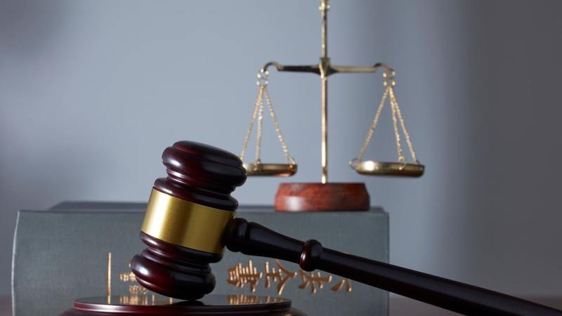 Legal books and library